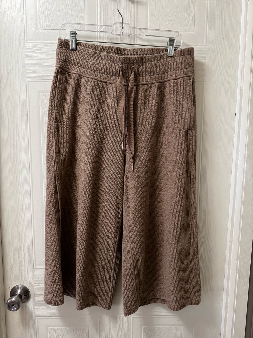 lululemon athletica capri Brown Wide-Leg with Drawstring